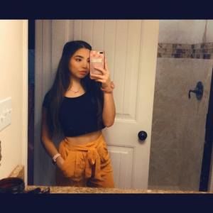 Meet your Posher, Viktoria